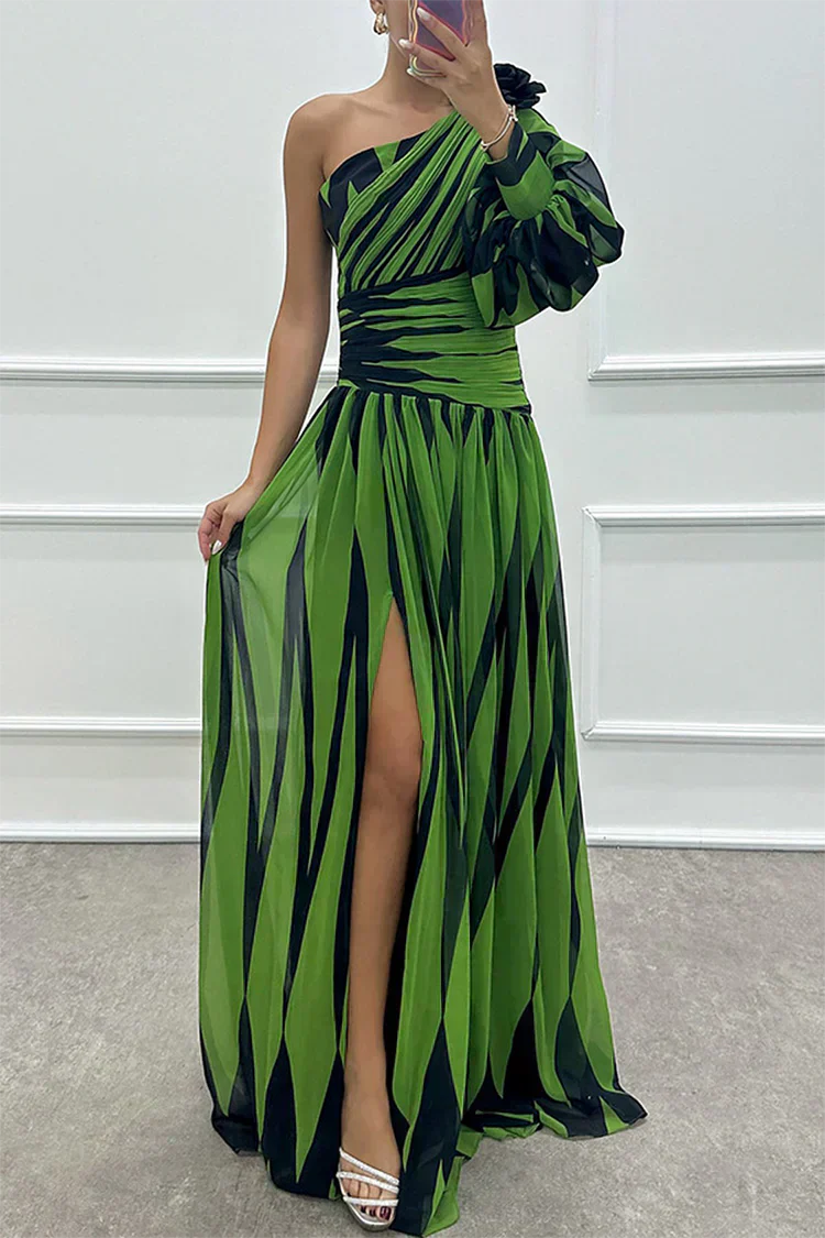 Hazel™ | Elegante Maxi Abito a Strisce con Spalla Scoperta