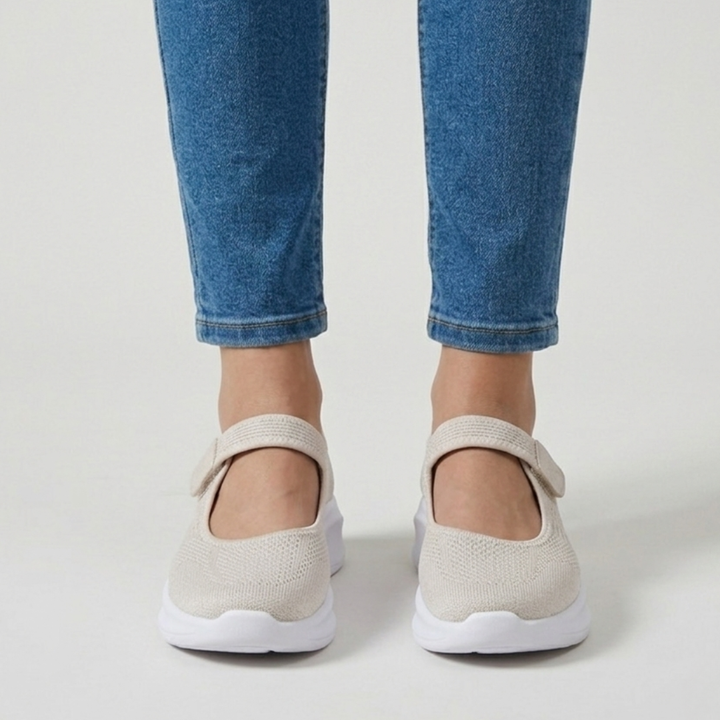 Nicole - Sandalo comodo donna con strappo