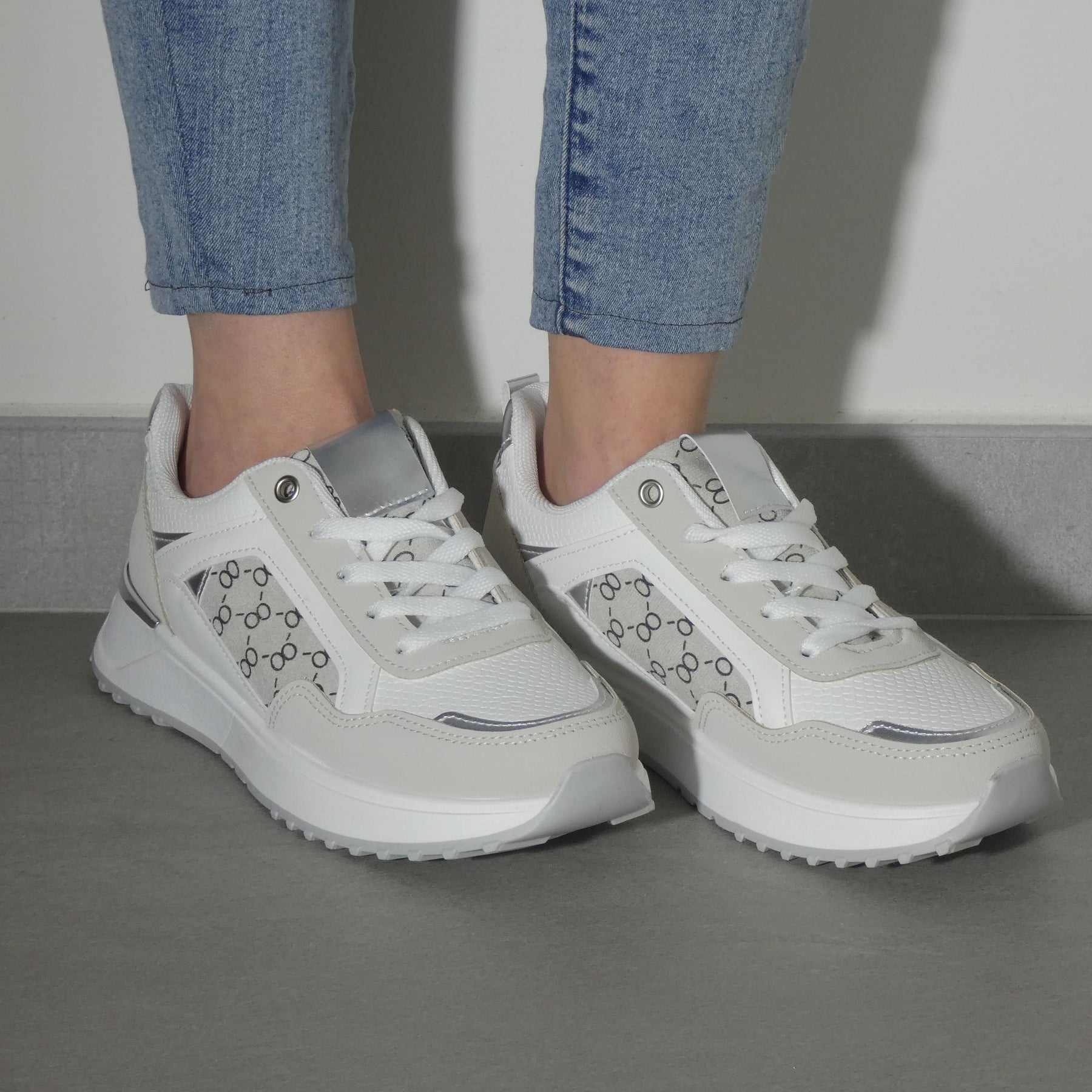 Lucilla - Sneakers