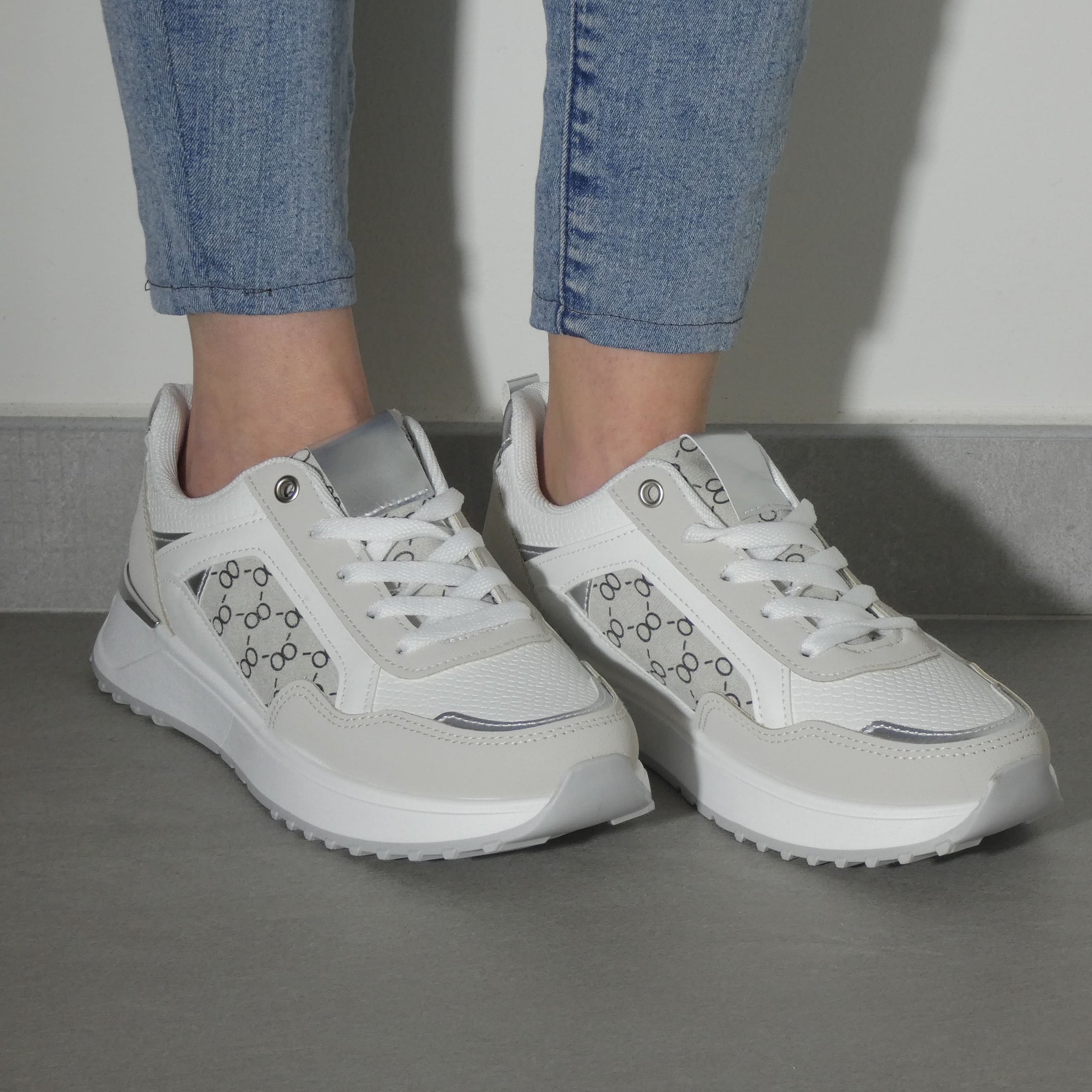 Lucilla - Sneakers