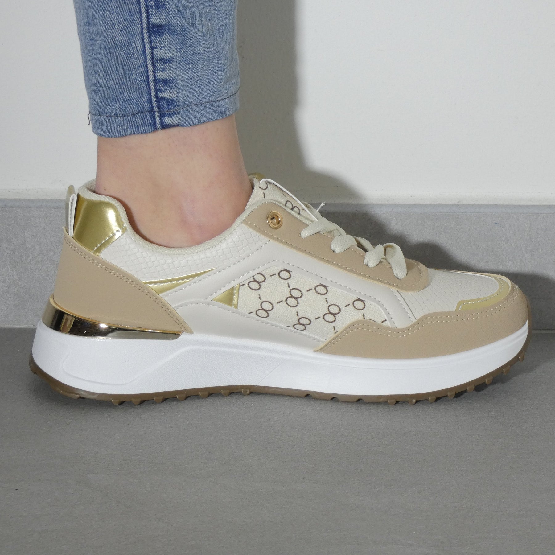 Lucilla - Sneakers