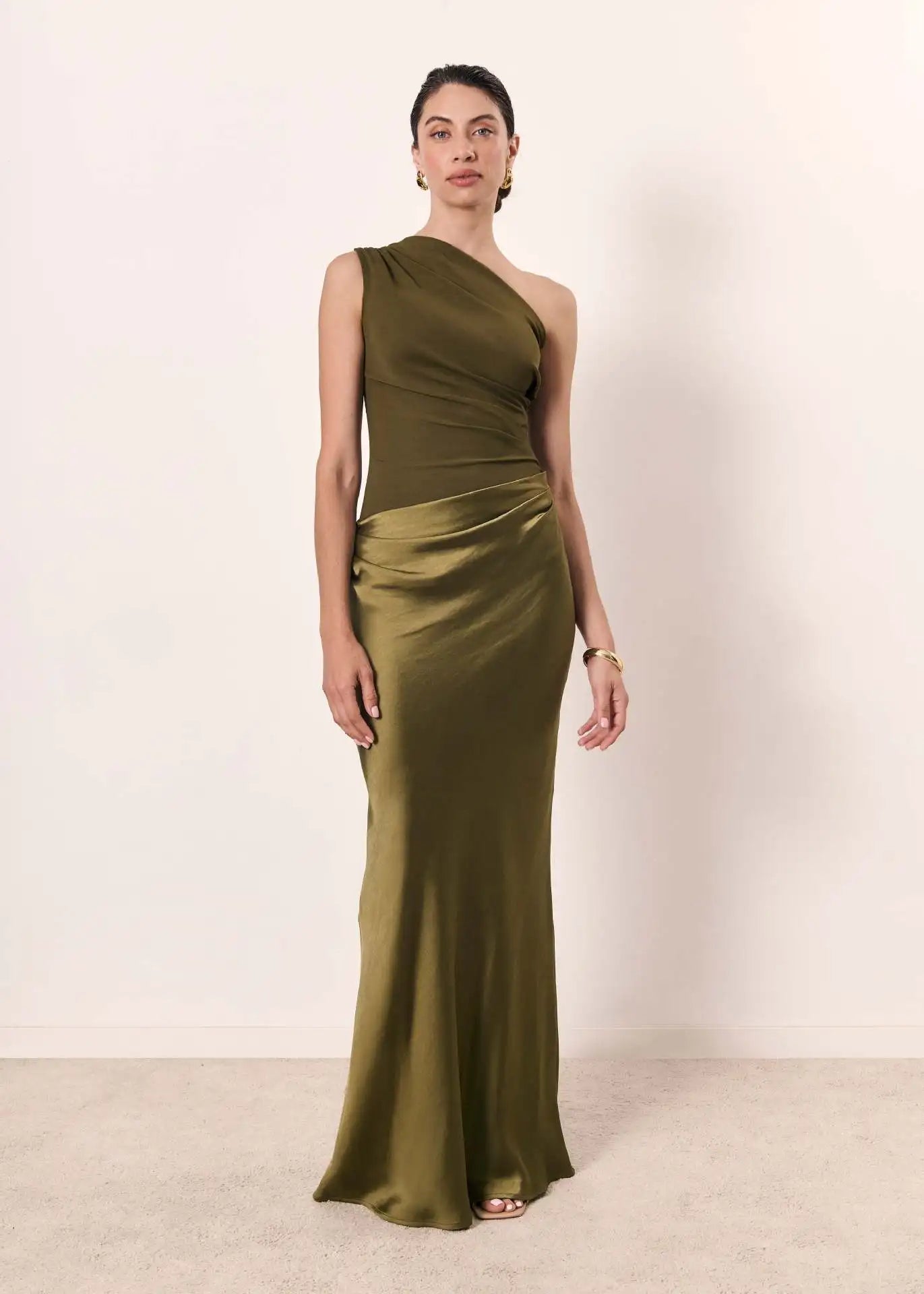 Luna™ | Maxi Dress in Satin with Slit