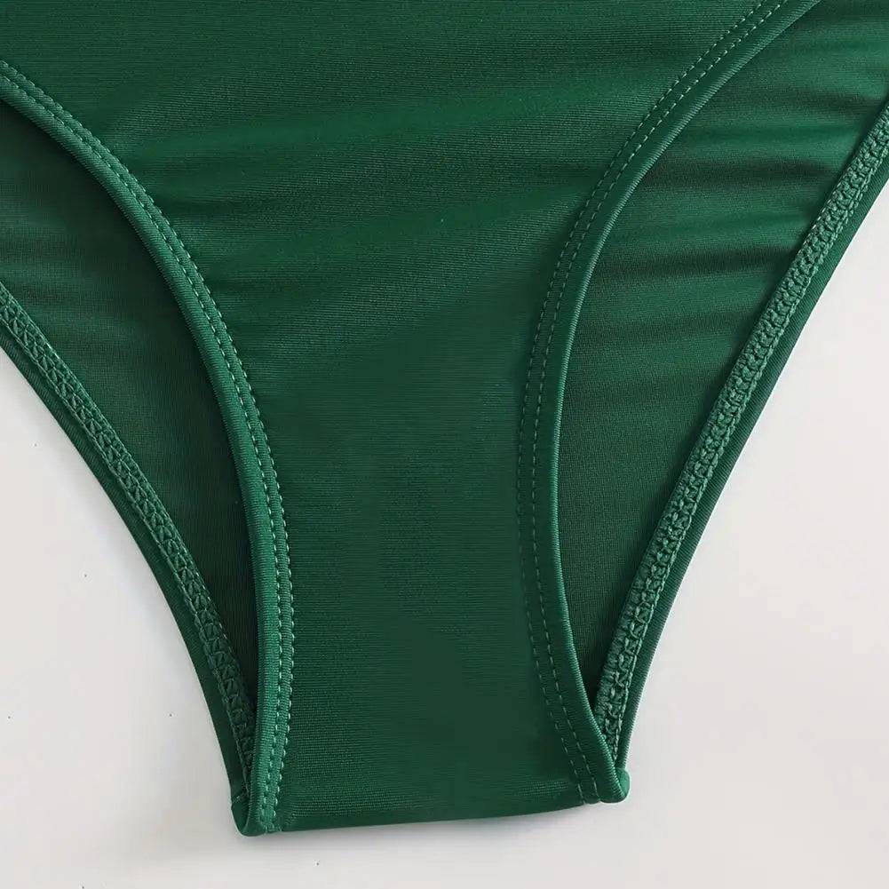 Sarena | Il tuo bikini modellante per l'addome con un elegante scollo a V