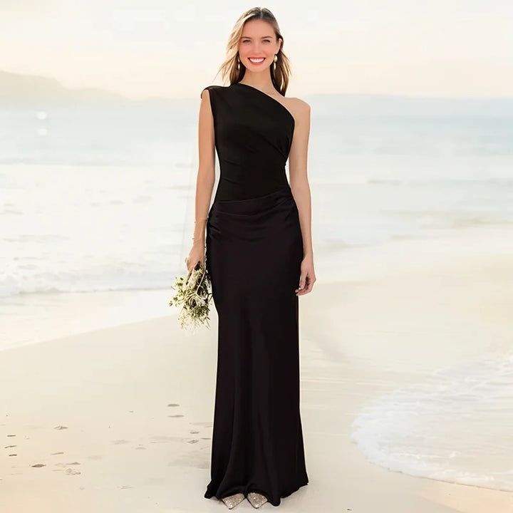 Luna™ | Maxi Dress in Satin with Slit