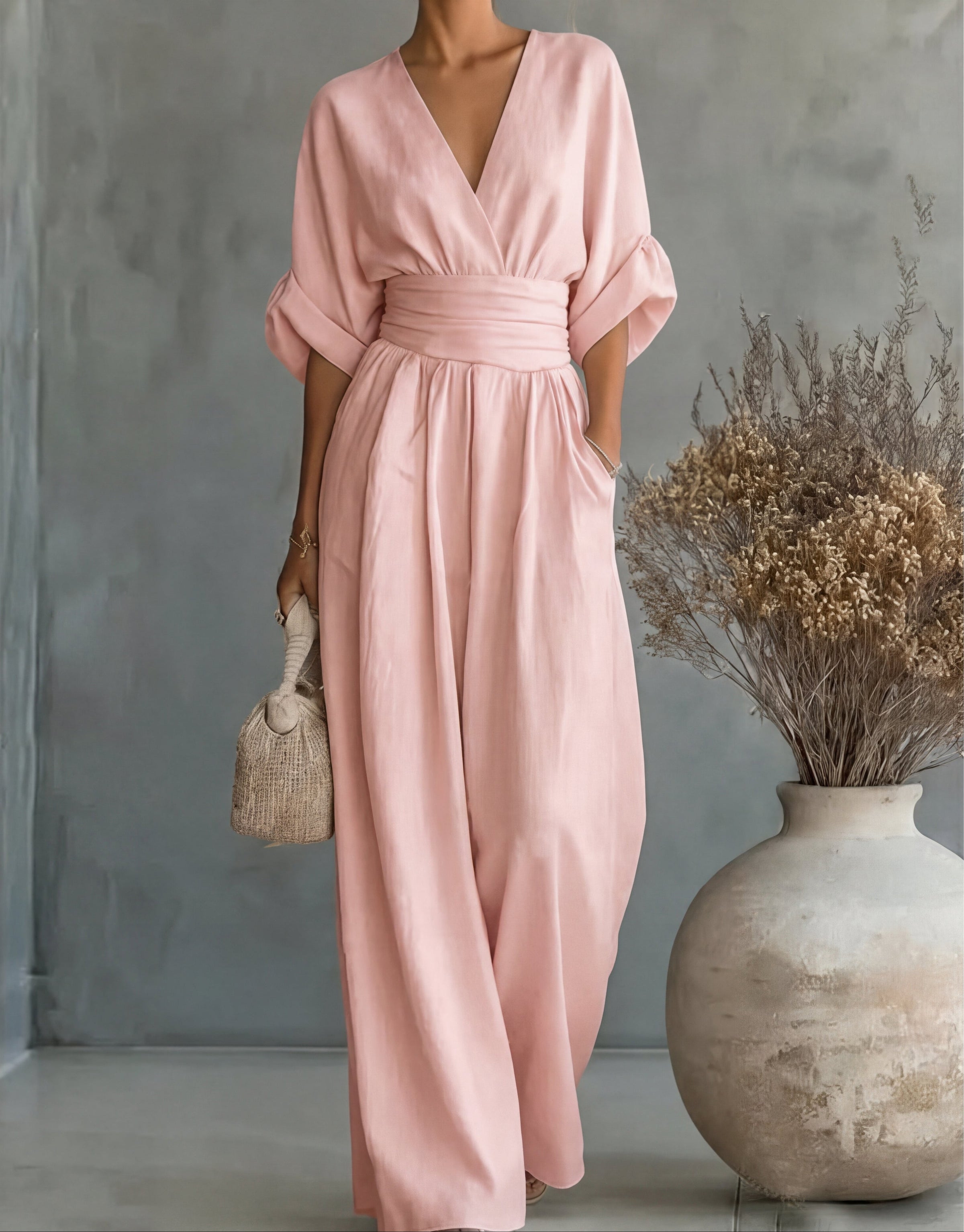 Daniela - Mono Elegante con Scollatura a V e Gamba Larga