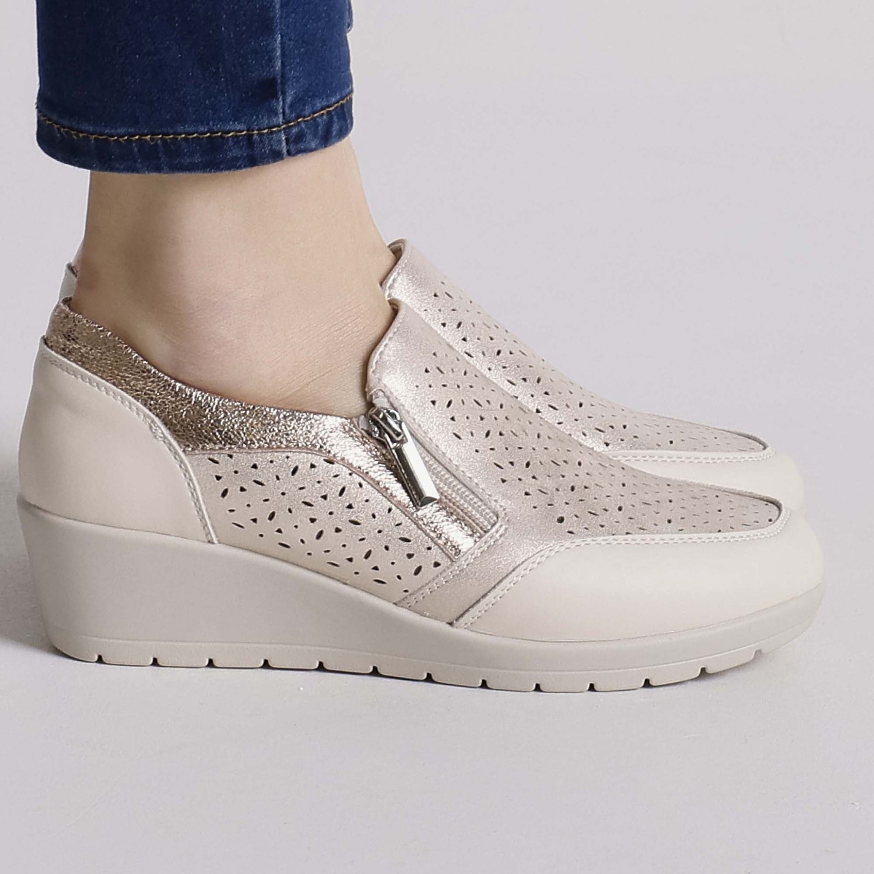 Lea - Scarpa comoda con zeppa